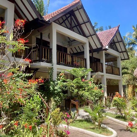Lutwala Bungalows And Private Villa Gili Trawangan Exteriör bild