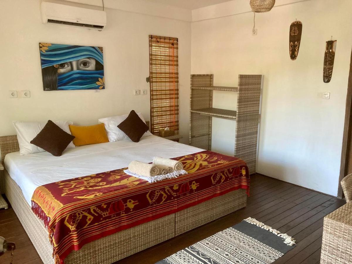 Lutwala Bungalows And Private Villa Gili Trawangan Exteriör bild