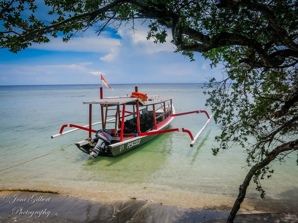 Lutwala Bungalows And Private Villa Gili Trawangan Exteriör bild