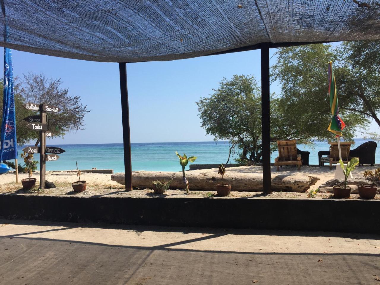 Lutwala Bungalows And Private Villa Gili Trawangan Exteriör bild